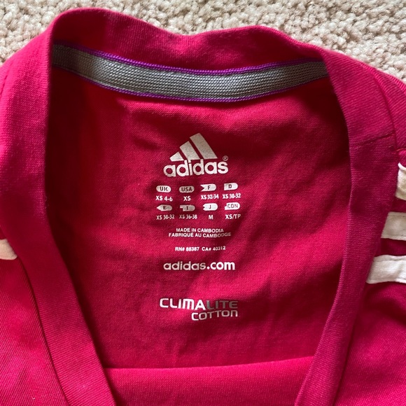 Adidas top - Picture 4 of 4